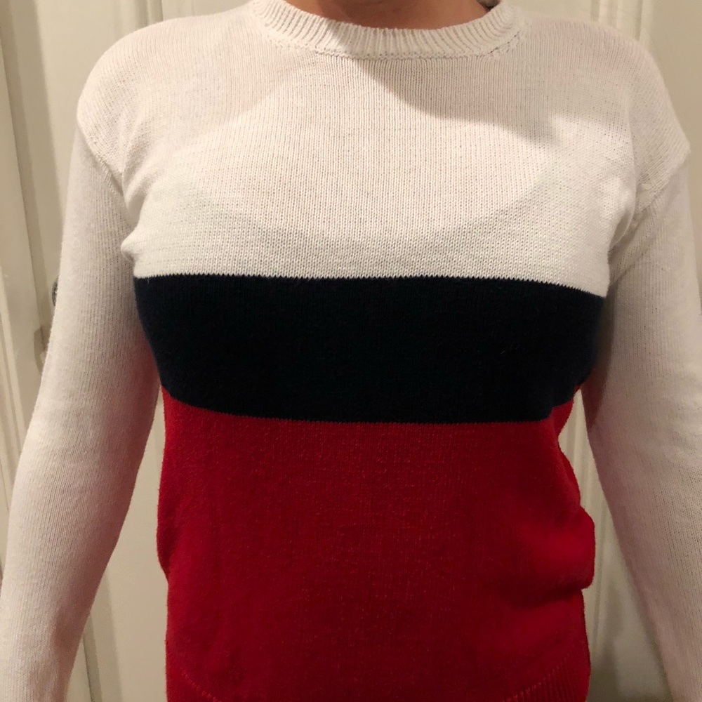 Brandy Melville sweater